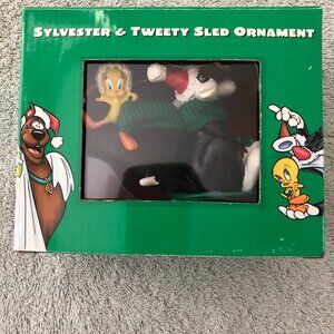 Warner Brothers Sylvester & Tweety Sled Ornament NIB